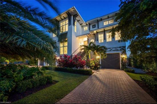 360 Heron Ave, Naples, FL, 34108, USA