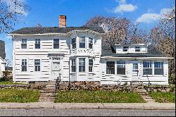 9 Essex Road, Westbrook CT