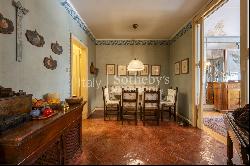 Elegant historic villa with swimming pool in the heart of Trieste