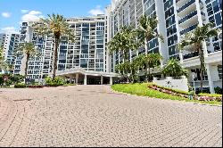 10275 Collins Ave, #315, Bal Harbour, FL