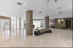 10275 Collins Ave, #315, Bal Harbour, FL