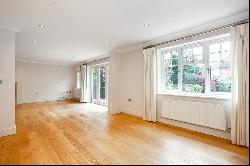 Sandy Lane, Cobham, Surrey, KT11 2EU