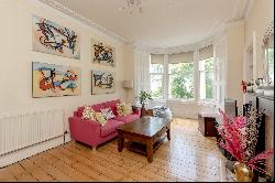 Westhall Gardens, Bruntsfield, Edinburgh, EH10 4JQ