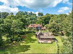 Lodkin Hill, Hascombe, Godalming, Surrey, GU8 4JP