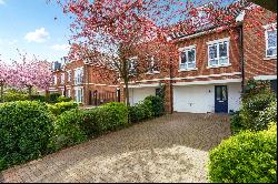 Chiltern Mews, Lincoln Park, Amersham, Buckinghamshire, HP7 9HD