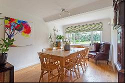 Giffards Meadow, Farnham, Surrey, GU9 8DA