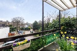 Roundacre, Inner Park Road, Wimbledon, London, SW19 6DB