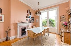 Corrennie Gardens, Morningside, Edinburgh, EH10 6DG