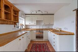 Jonathan Kiln Cottages, Well Road, Crondall, Farnham, GU10 5QA