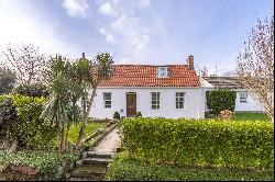 Valley View Cottage, Les Ruettes, St Andrews, Guernsey, GY6 8UG