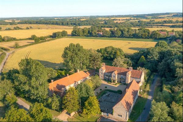 Sharrington Hall (LOT 1), Sharrington, Nr Holt, NR24 2PQ