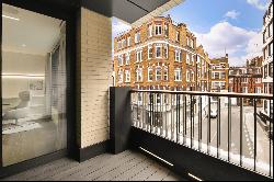 Rathbone Place, London, W1T 1JN