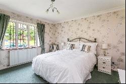 The Close, Bourne End, Buckinghamshire, SL8 5PE