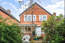 Salcombe Road, Newbury, Berkshire, RG14 6ED