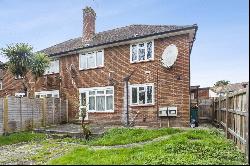 Malmesbury Close, Pinner, Middlesex, HA5 2NG