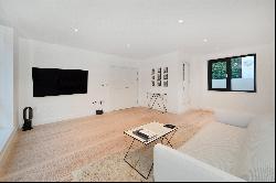 Whittlebury Mews West, Primrose Hill, London, NW1 8HS