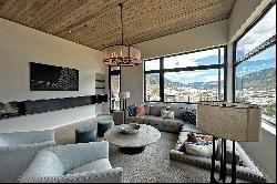 Fully Furnished Mountain Retreat