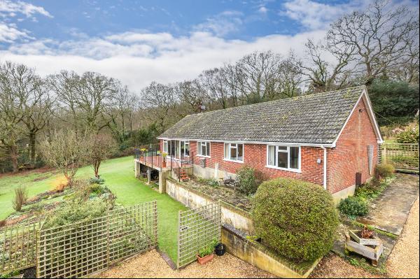 Woodgreen Road, Godshill, Fordingbridge, Hampshire, SP6 2LP