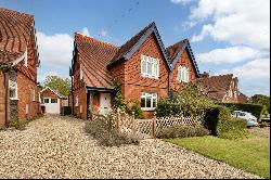 New Cottages, Upper Green Road, Shipbourne, Tonbridge, TN11 9PN