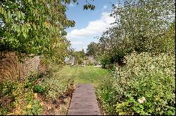 New Cottages, Upper Green Road, Shipbourne, Tonbridge, TN11 9PN