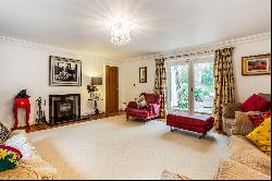 Bagshot Road, Ascot, Berkshire, SL5 9JN