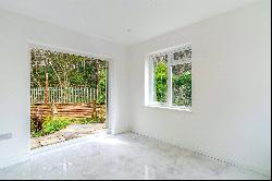 Ramsay Road, Windlesham, Surrey, GU20 6HS