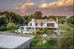 Welbeloond Avenue, Constantia Upper, Cape Town, 7806