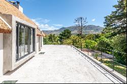 Welbeloond Avenue, Constantia Upper, Cape Town, 7806