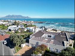 Sir David Baird Drive, Bloubergstrand, Western Cape, 7441