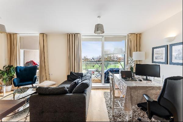Apartment to let in Hallmark Court, London E14