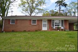 1741/1737 Starcross Road, Lenoir NC 28645