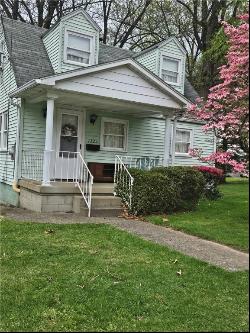 1322 Chestnut St, Connellsville PA 15425