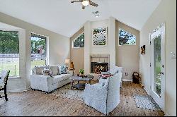 Stunning Two Story in Fair Oaks Ranch 