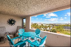 Desirable Condo With Large Balcony And Gulf/East Pass Views