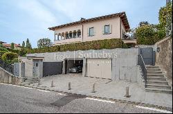 Villa with swimming pool near the Albenza Golf Club