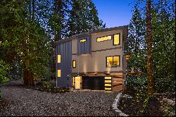 10003 Manitou Beach Dr NE, Bainbridge Island, WA 98110