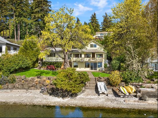 4205 Pleasant Beach Dr NE, Bainbridge Island, WA 98110