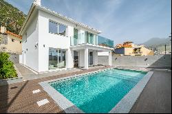 Detached house, 4 bedrooms, for Sale