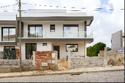 Terraced house, 5 bedrooms, for Sale