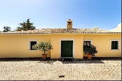 Detached house, 5 bedrooms, for Sale