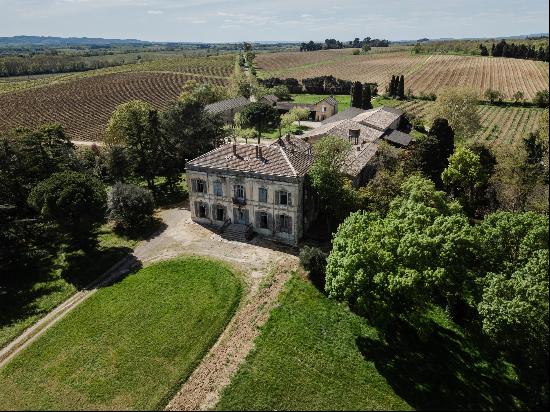 62-hectare wine-growing property and its 19th-century manor house