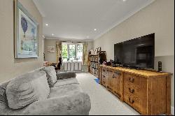 Foley Road, Claygate, Esher, Surrey, KT10 0NB