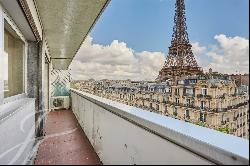 Champ de Mars - Exceptional Eiffel Tower Views and Terraces