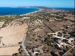 Plot with project close to the sea in Formentera