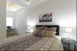 Beautiful apartment next to Paseo de Gracia