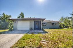 6216 Ceres St, Englewood, FL 34224