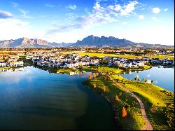 Stefan Antoni bespoke home on Val de Vie Estate