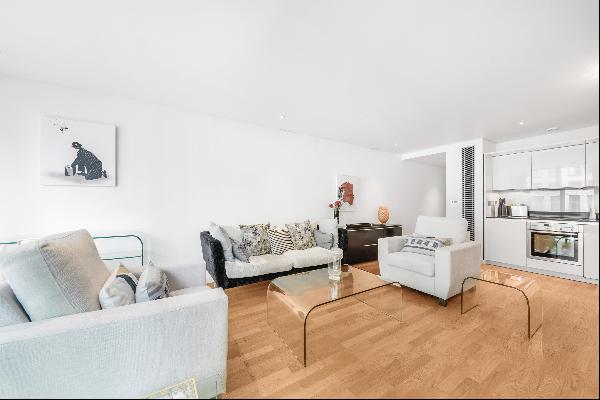 Two bedroom apartment to rent in Munkenbeck Building, W2.