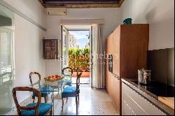 Elegant apartment near Piazza Politeama