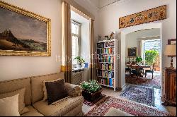 Elegant apartment near Piazza Politeama